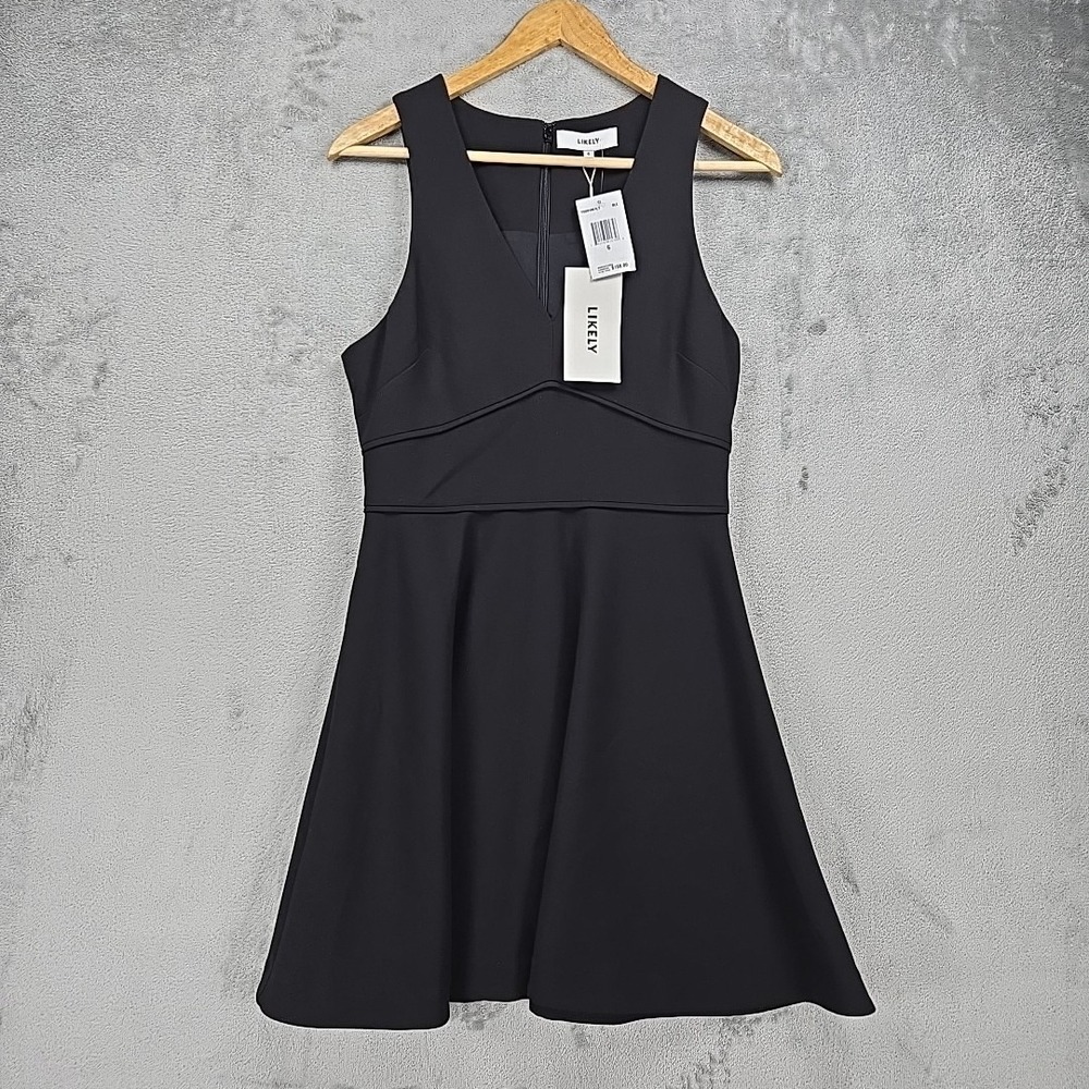 Likely Bunker Dress Black Sleeveless V-Neck Fit & Flare Mini Skater Size 6 NWT